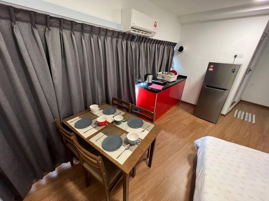 New 6Pax Soho Near Usm & Spice Arena & Airport Lägenhet Bayan Lepas Exteriör bild