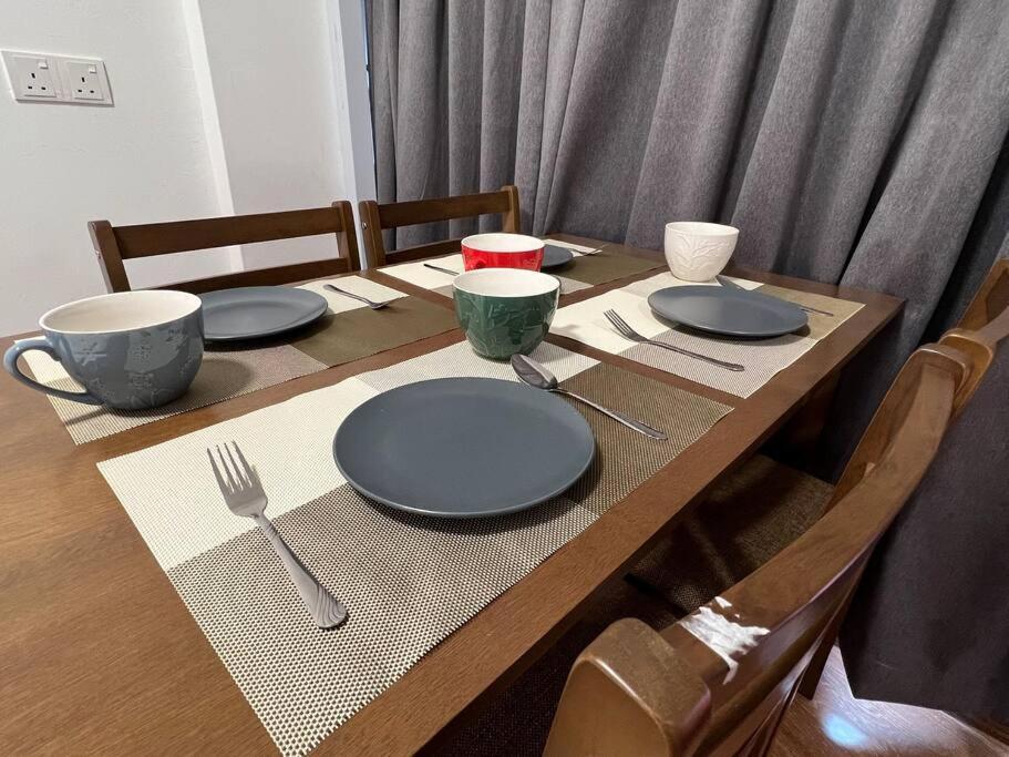 New 6Pax Soho Near Usm & Spice Arena & Airport Lägenhet Bayan Lepas Exteriör bild