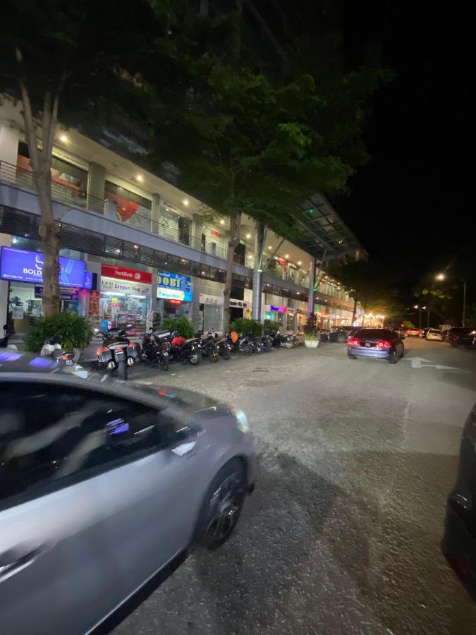 New 6Pax Soho Near Usm & Spice Arena & Airport Lägenhet Bayan Lepas Exteriör bild